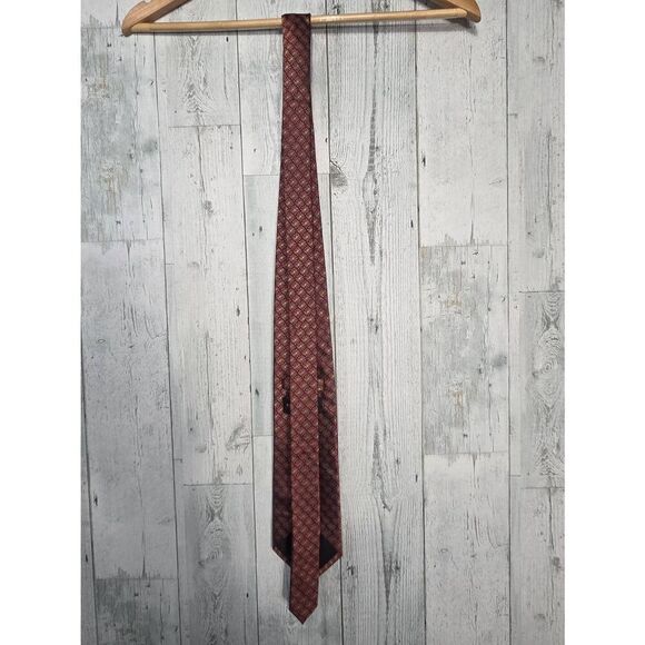 Metropolitan Opera Collectible Starburst Pattern Silk Tie - Picture 3 of 6